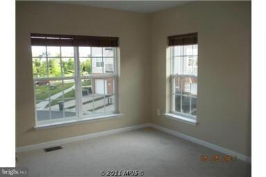 42669 Hollyhock Terrace unit 14A, Ashburn, VA 20148 - photo 3