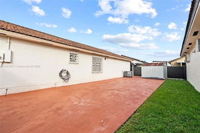 3289 W 76th St, Hialeah, FL 33018 - photo 6