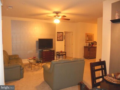 5950 Grand Pavilion Way unit 119, Alexandria, VA 22303 - photo 2
