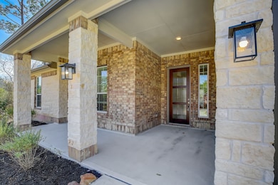 9 Brookfield Cir, Magnolia, TX 77355 - photo 4