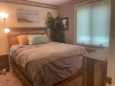 9411 S Pointe Retreat Dr, Bloomington, IN 47401 - photo 2