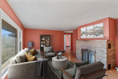 1146 Magnolia Ave, Gurnee, IL 60031 - photo 4