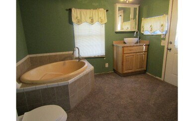 692 SW Galilee Loop, Lake City, FL 32024 - photo 4