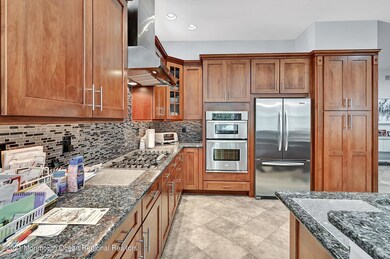 12-Kitchen