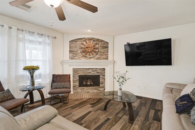 2527 Spring Lily Ct, Spring, TX 77373 - photo 5