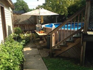 Pool, garden area in a completely fenced in privat