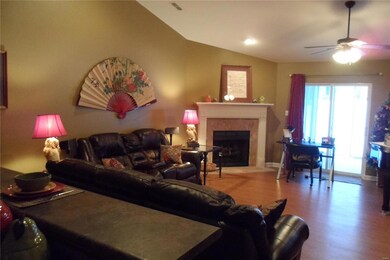 210 Cherry Creek Ln, Farmington, MO 63640 - photo 2