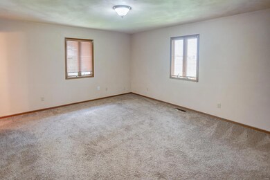 120 Parkview St, Maryville, IL 62062 - photo 7