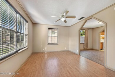 3073 Bessent Rd, Jacksonville, FL 32218 - photo 5