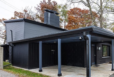 3202 Pridham St, Keego Harbor, MI 48320 - photo 3