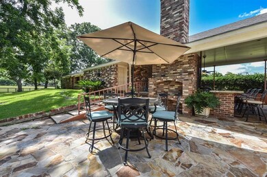 605 Perry St, Rosenberg, TX 77471 - photo 6