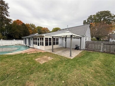 129 Grove St, North Syracuse, NY 13212 - photo 6