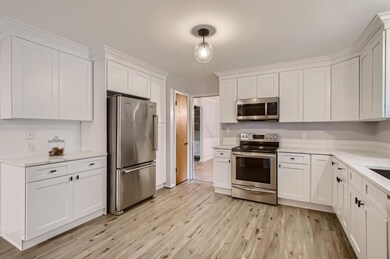 15 Kitchen