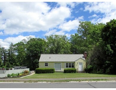 32 Homestead Ave, Holyoke, MA 01040 - photo 2