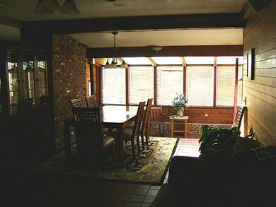 12 Commonwealth Ave, Barrington, RI 02806 - photo 4