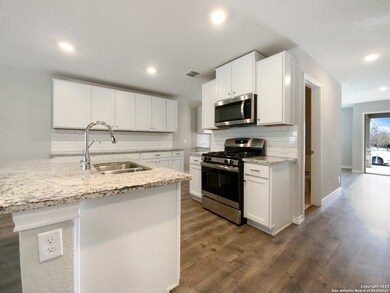 21938 Backspin, San Antonio, TX 78261 - photo 6