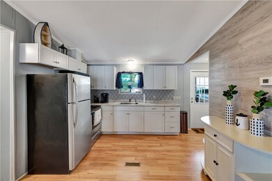 1214 Tugaloo Heights Cir, Fair Play, SC 29643 - photo 7