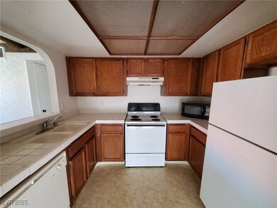 6125 W Oakey Blvd unit C, Las Vegas, NV 89146 - photo 4