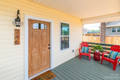 746 Opal St, Statesville, NC 28677 - photo 2