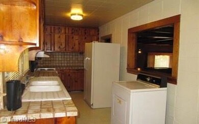 234 Northview Dr, Asheboro, NC 27203 - photo 5