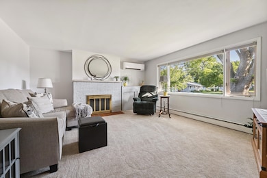 03 living room