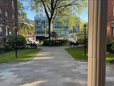 Co-Op Apartment Building unit C4, Flushing, NY 11354 - photo 5