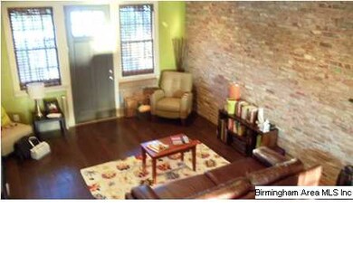 Fabulous open floor plan -- the living area - dini