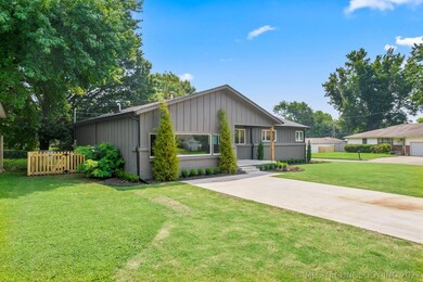 309 S 2nd St, Broken Arrow, OK 74012 - photo 2