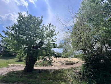 526 Balmoral Rd, Middlesboro, KY 40965 - photo 3