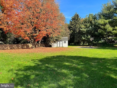 47 Cypress Dr, Leola, PA 17540 - photo 3