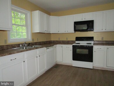 1613 Harris Creek Rd, Louisa, VA 23093 - photo 6