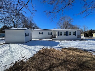 11 Circlefield Dr, Nashua, NH 03062 - photo 3