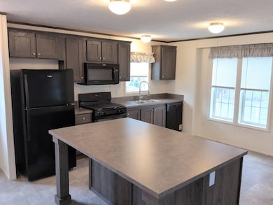 1942 Central Ave unit 36, Colonie, NY 12205 - photo 3