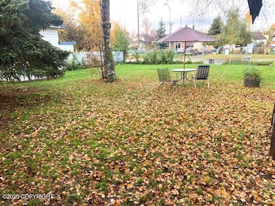 511 N Flower St, Anchorage, AK 99508 - photo 2