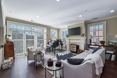 191 Reber St unit 191, Wheaton, IL 60187 - photo 5