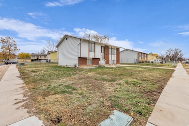 1118 N 575 W, Clearfield, UT 84015 - photo 2