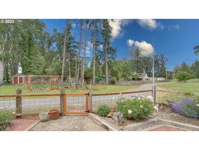 13754 S Warrick Rd, Molalla, OR 97038 - photo 3