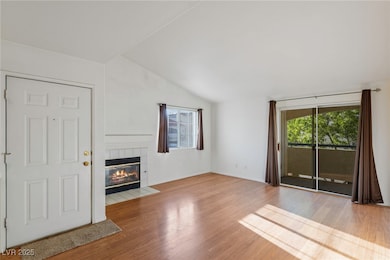 2725 S Nellis Blvd unit 2049, Las Vegas, NV 89121 - photo 4