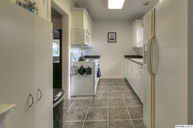 1025 15th St NE, Salem, OR 97301 - photo 7