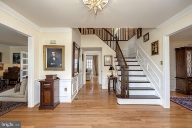 7802 Lakeland Valley Dr, Springfield, VA 22153 - photo 4