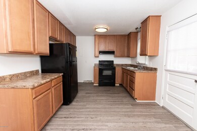 327 Richlands Ave unit 4, Jacksonville, NC 28540 - photo 7