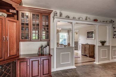 8 Camelot Rd, Windham, NH 03087 - photo 4