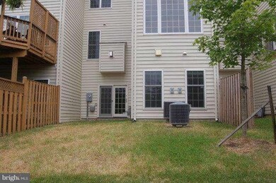 25609 America Square, Chantilly, VA 20152 - photo 3