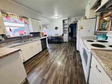 118 W Walnut St, Cardington, OH 43315 - photo 6