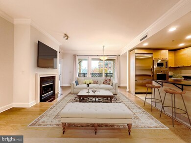 The Ritz-Carlton Residences, Baltimore, MD 21230 - photo 2