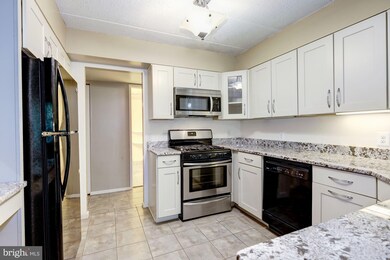 5701 Harpers Farm Rd unit D, Columbia, MD 21044 - photo 7