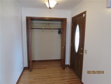 110 S John St, Atlanta, IN 46031 - photo 3