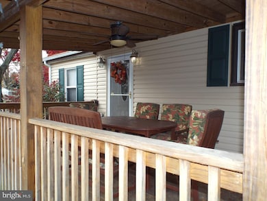 420 New Jersey Ave, Wallingford, PA 19086 - photo 2