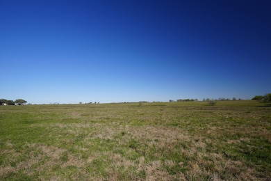 5545 Falke-Heinrich Rd, Schulenburg, TX 78956 - photo 7