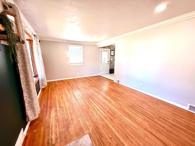 2032 Hyacinth Ave E, Saint Paul, MN 55119 - photo 7